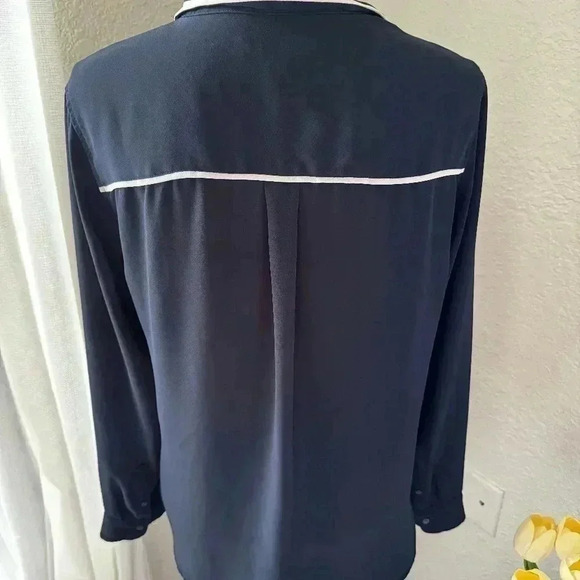 Banana Republic Women's Dillon Classic-Fit Piped Shirt - Picture 2 of 8